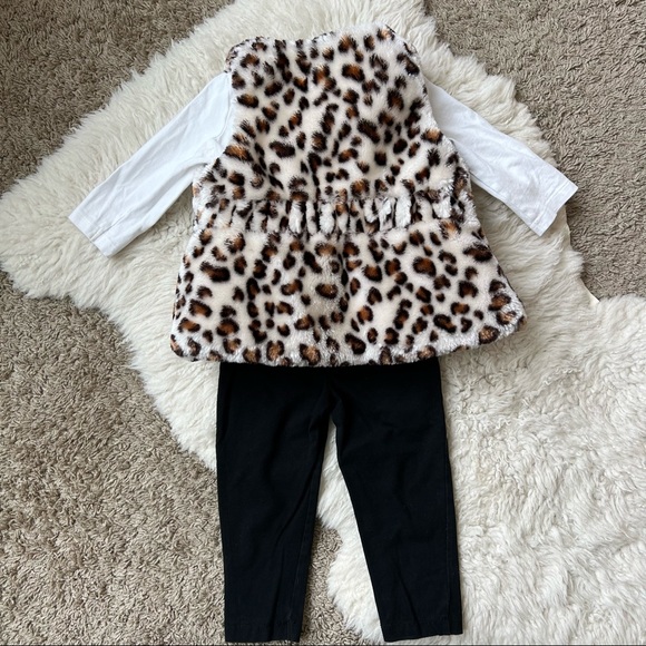Little Me Faux Fur Leopard Vest 3-pc Outfit | 18 mo | Baby Girls - Picture 3 of 13